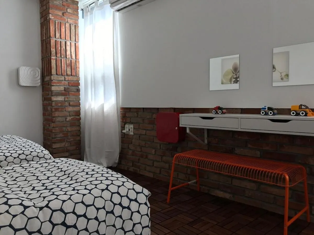Second Holmes Apartment Jeju